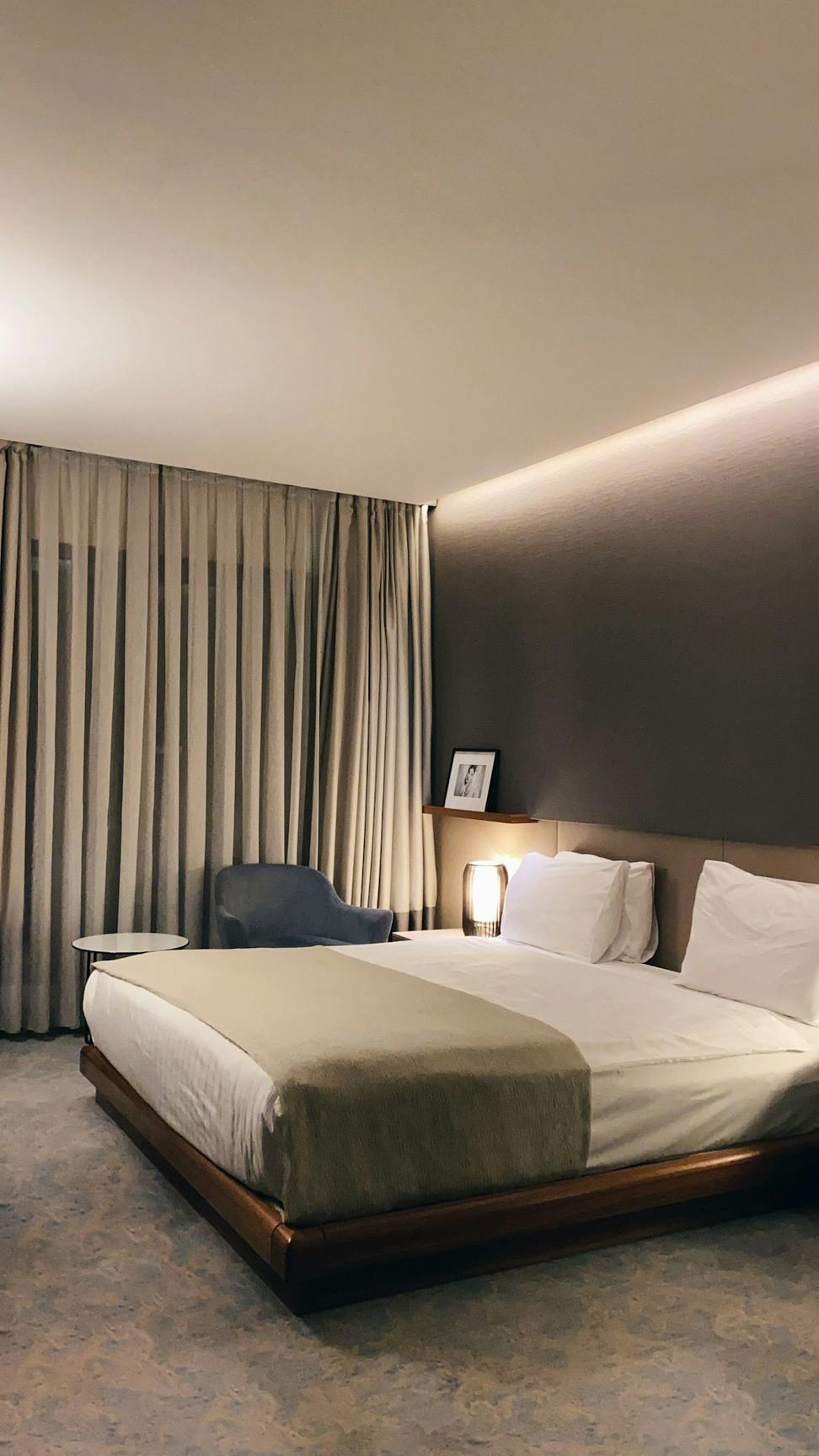 Elements Premium Room